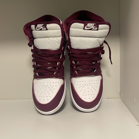 AIR JORDAN 1 RETRO HIGH OG “BORDEAUX - Picture 10 of 11